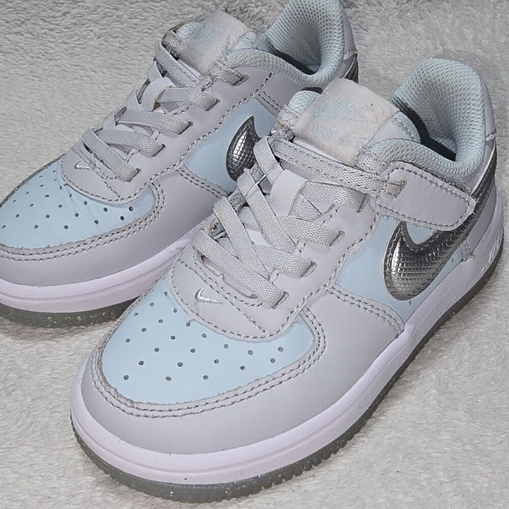 Nike Air Force 1 Low Top Kids Toddlers Sz 10C Sneakers HQ3251-043 Grey Shoes